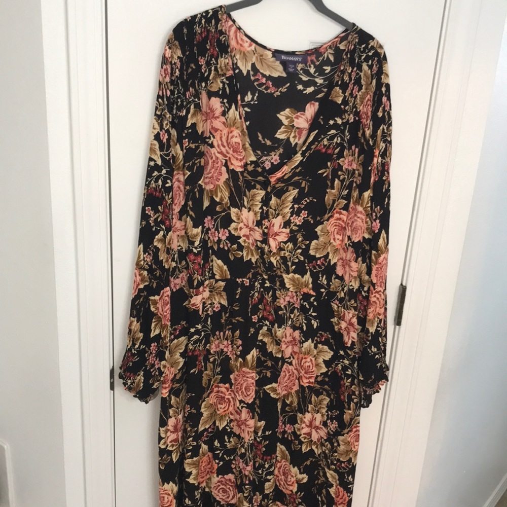 Roaman’s floral maxi dress 2x 26/28